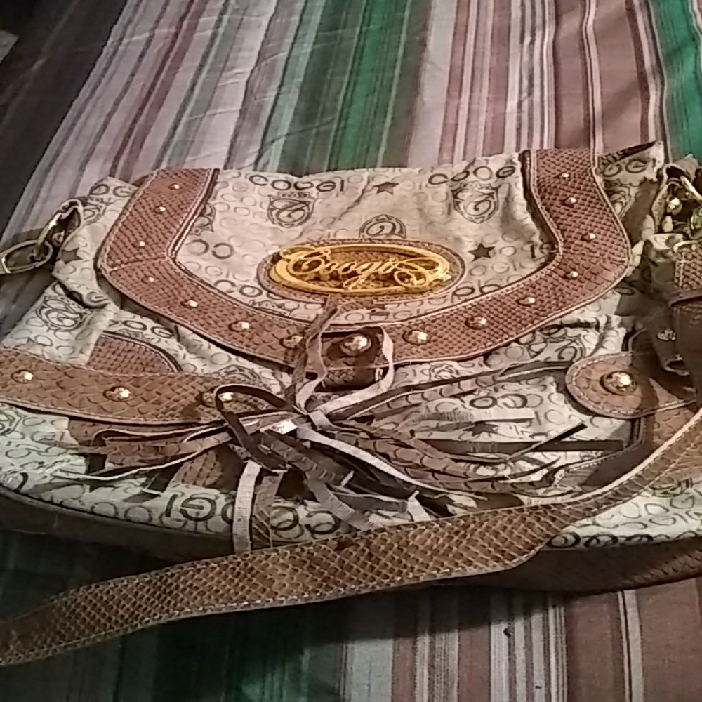Purse - Picture 2 of 3